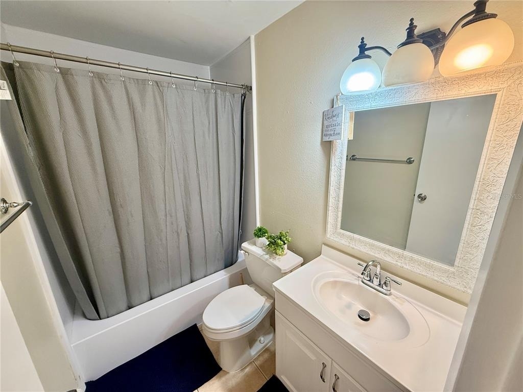 2612 Hidden Lake Drive N - Photo 12