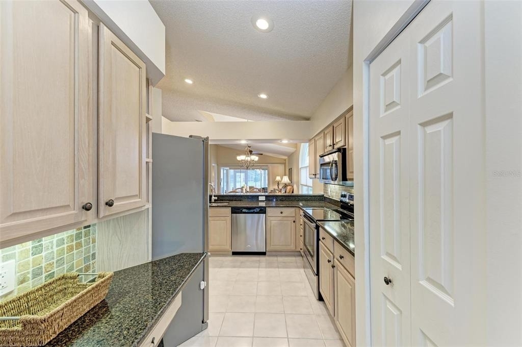 4936 Linsey Court - Photo 14