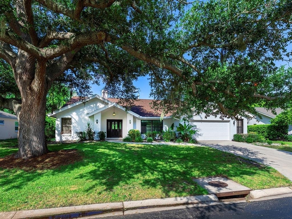 1756 Cottonwood Trail - Photo 1