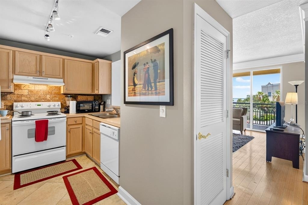 345 Bayshore Boulevard - Photo 19
