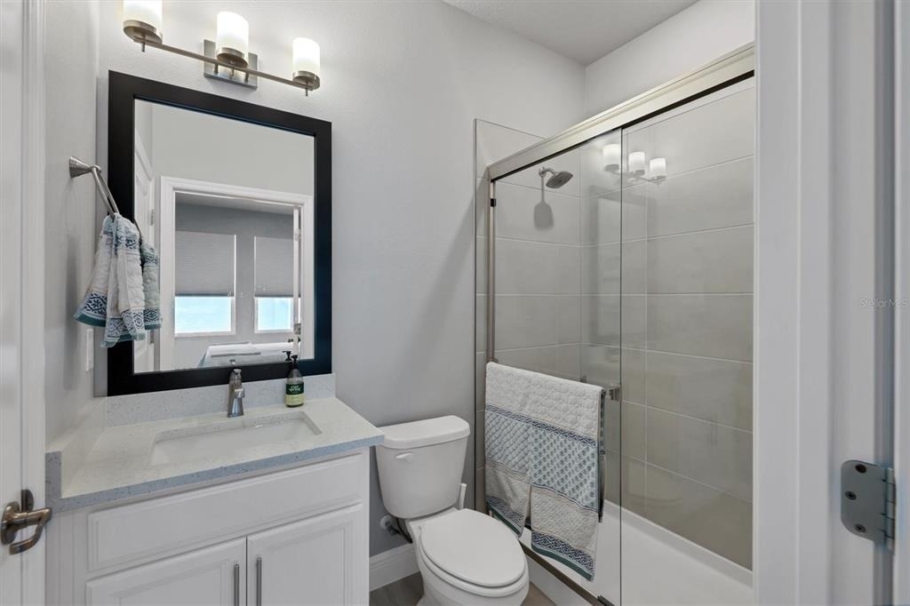 2329 Lindstrom Street - Photo 21