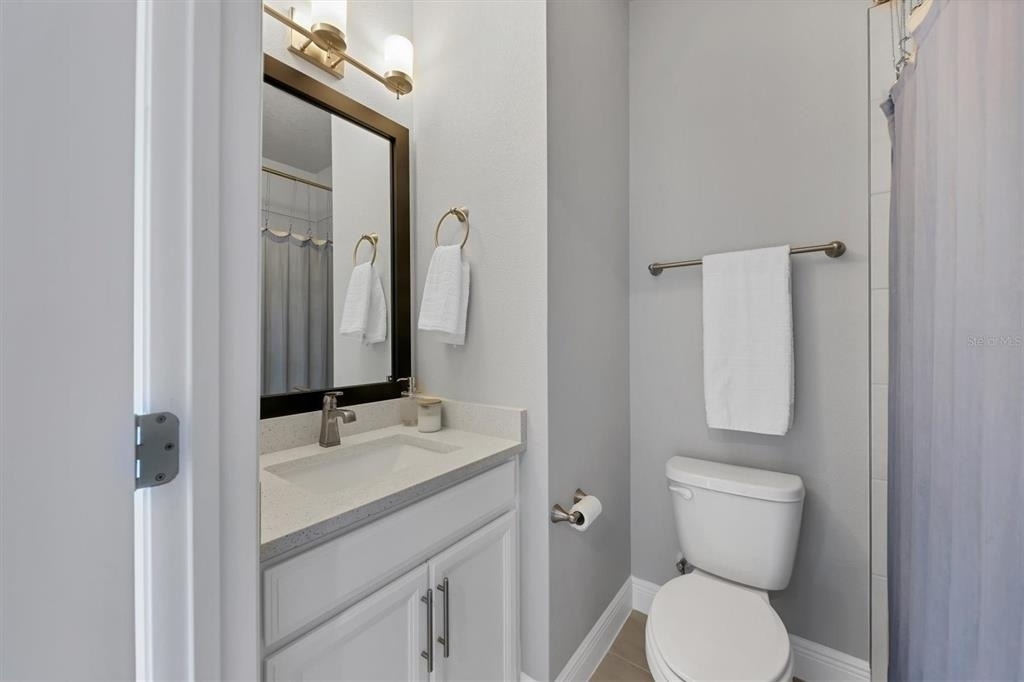 2329 Lindstrom Street - Photo 23