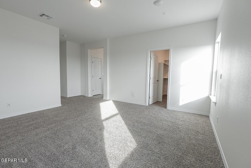 14313 Steve Joyce Parkway - Photo 22