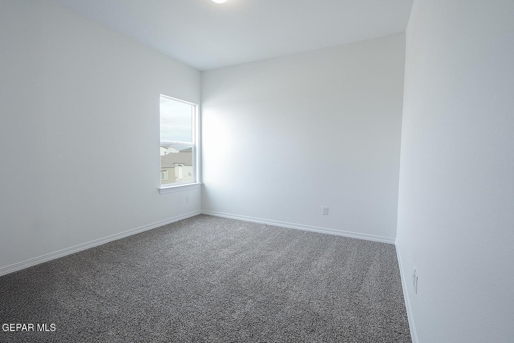 14313 Steve Joyce Parkway - Photo 21