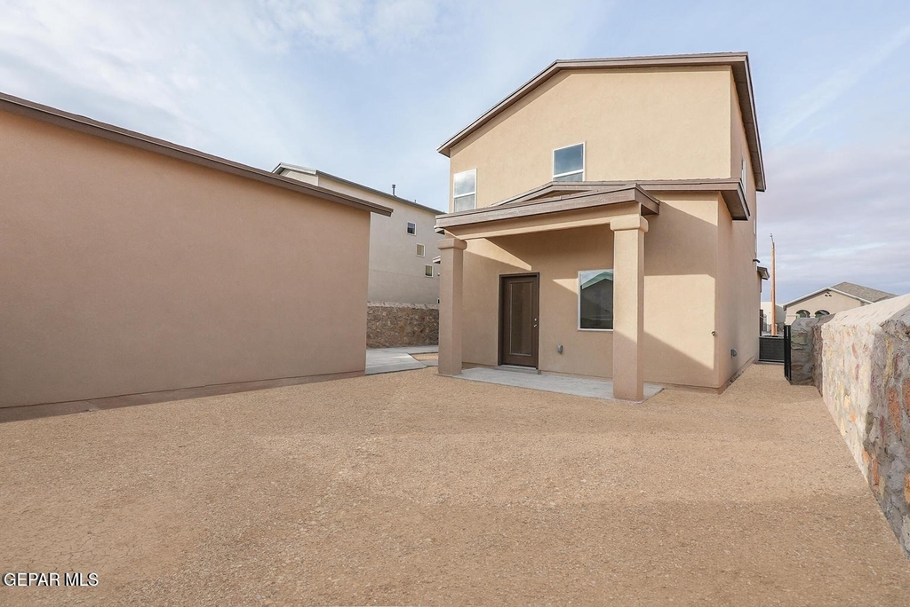 14313 Steve Joyce Parkway - Photo 24