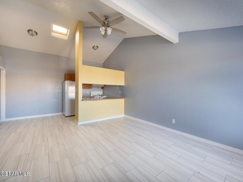 1901 Lake Omega Street - Photo 2