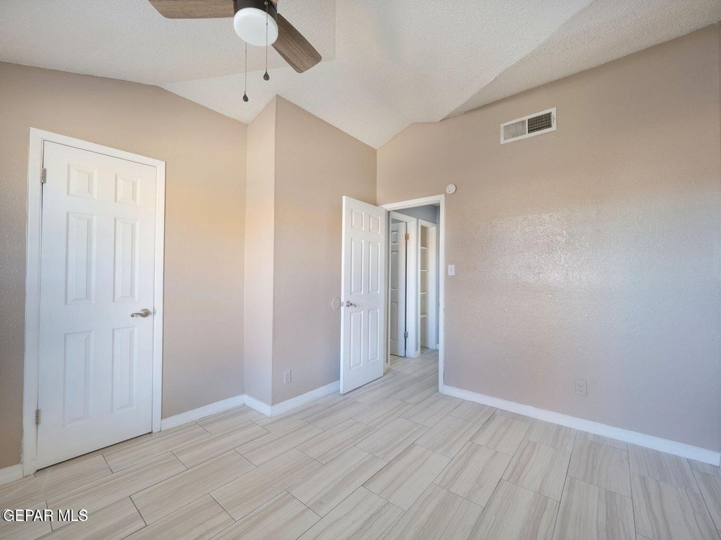 1901 Lake Omega Street - Photo 13