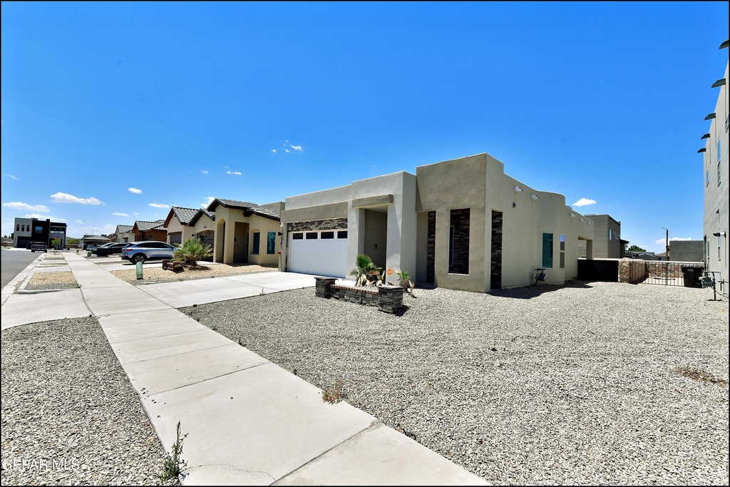 541 Paseo Modesto Drive - Photo 0