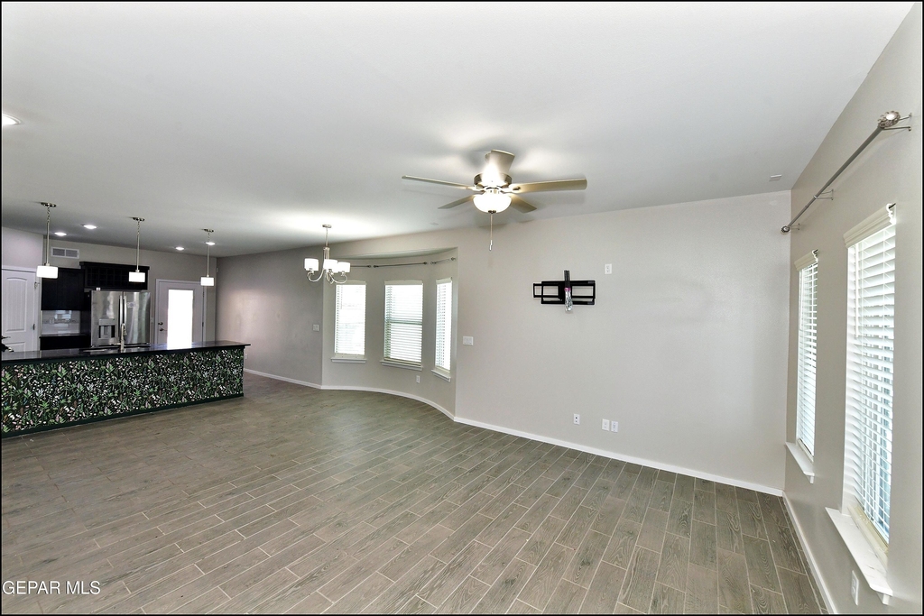 541 Paseo Modesto Drive - Photo 6