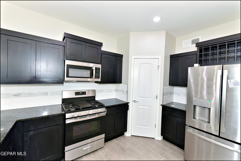 541 Paseo Modesto Drive - Photo 17