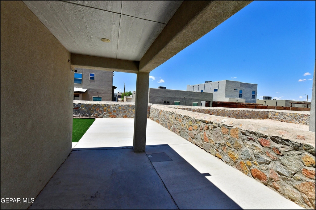 541 Paseo Modesto Drive - Photo 35