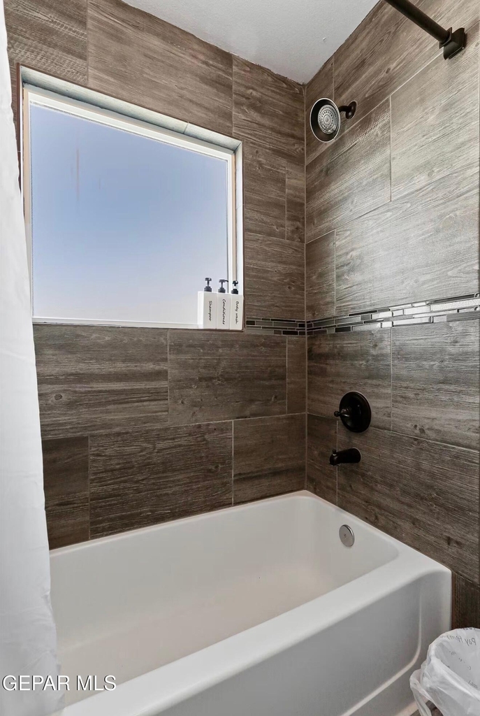 904 Cottage Place - Photo 38
