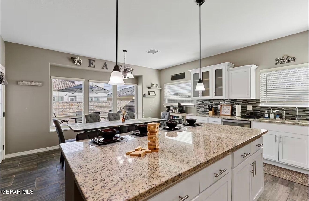 904 Cottage Place - Photo 19