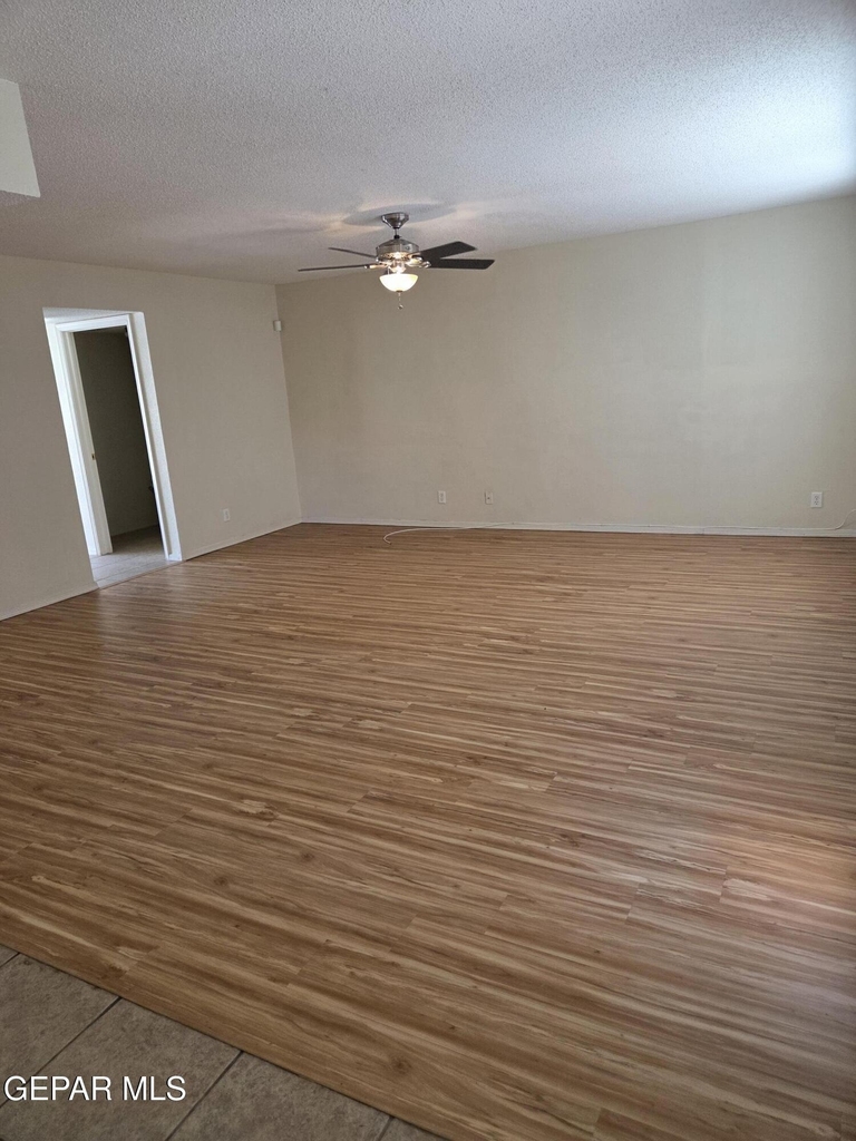 3717 Ne Hubble Drive - Photo 8