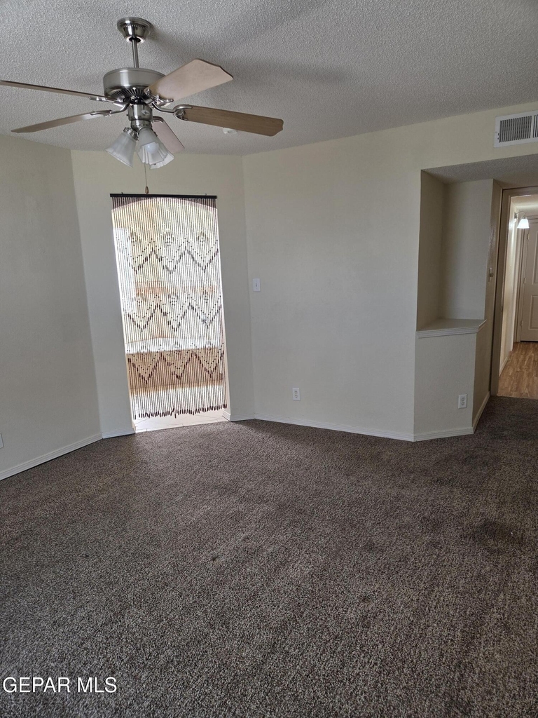 3717 Ne Hubble Drive - Photo 24