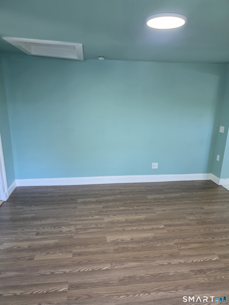 72 Ward Street - Photo 2