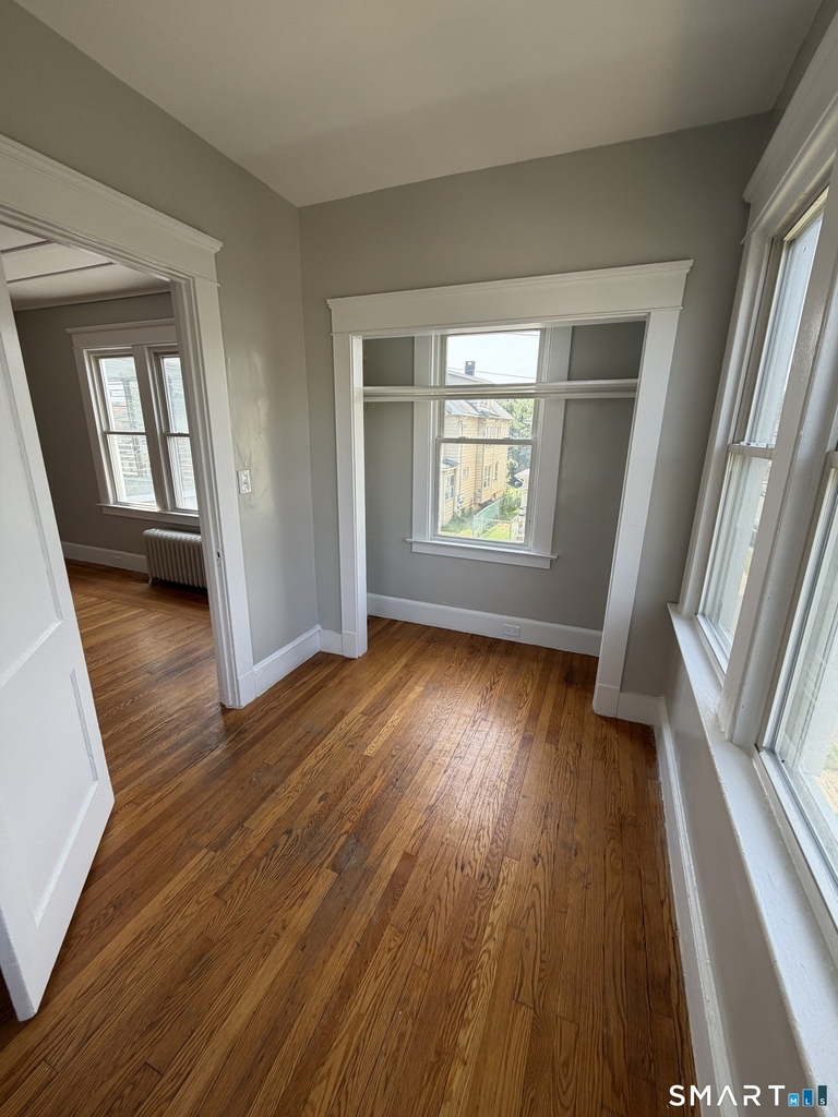 135 East Avenue - Photo 4
