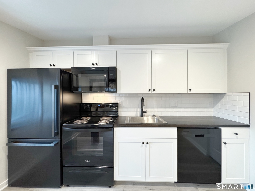 16 Ruby Street - Photo 4