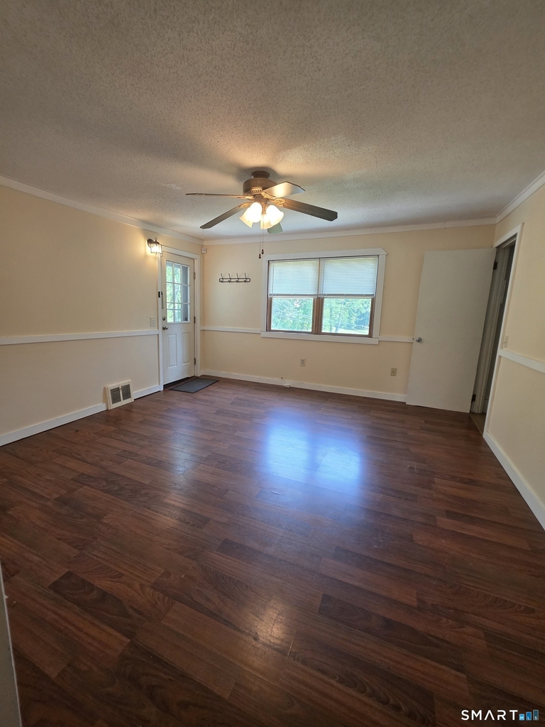 519 Center St Extension - Photo 2