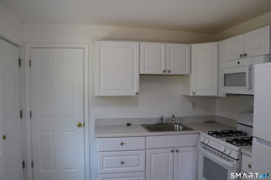 264 Pearl Harbor Street - Photo 12