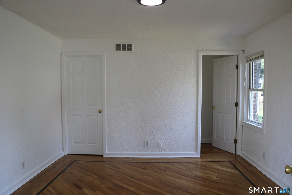 264 Pearl Harbor Street - Photo 3