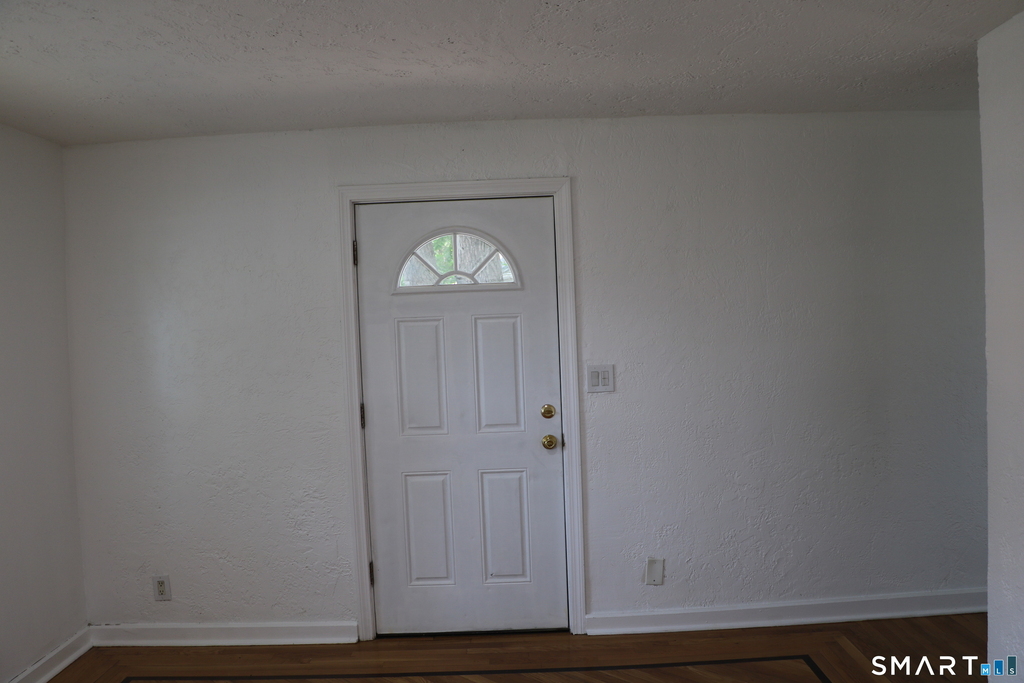 264 Pearl Harbor Street - Photo 6