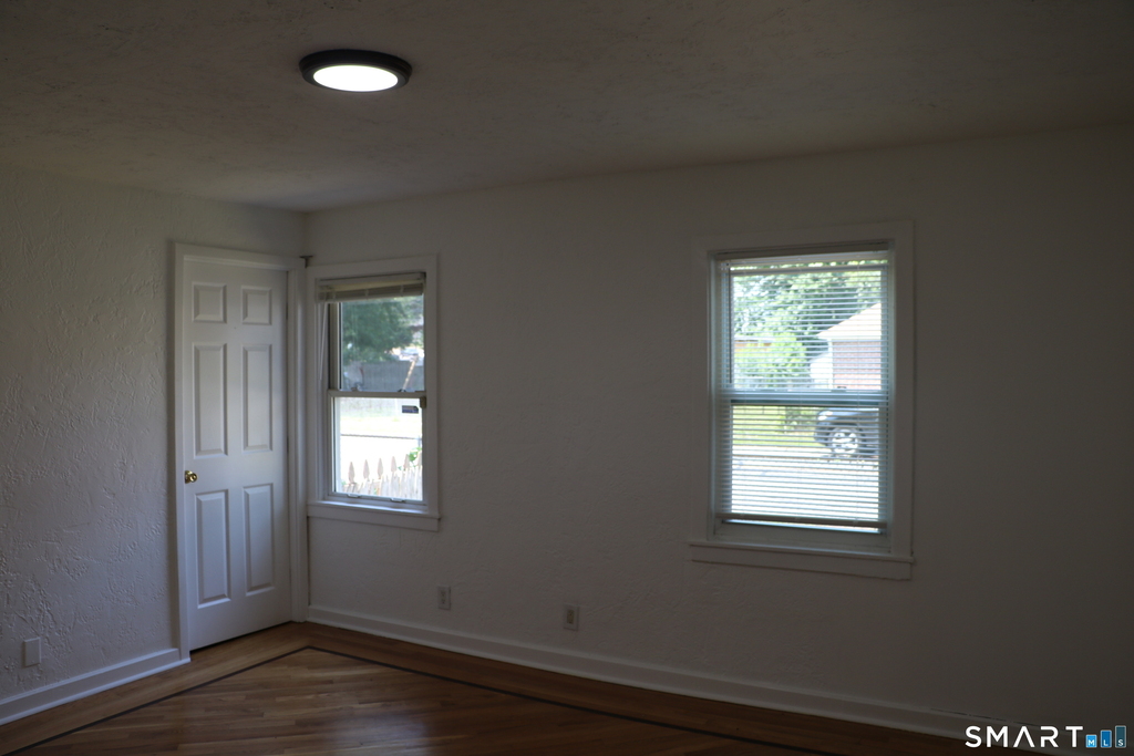 264 Pearl Harbor Street - Photo 5