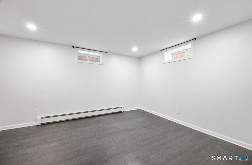 77 Alexander Avenue - Photo 13