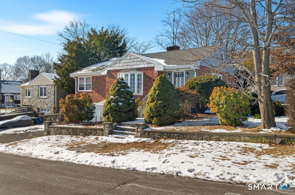 77 Alexander Avenue - Photo 17