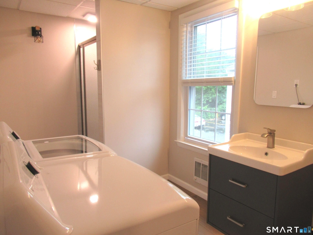 353 Main Street - Photo 6