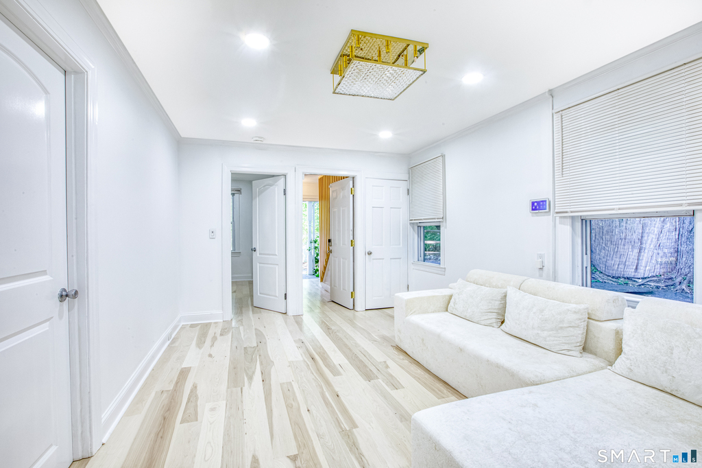 115 Wilton Road - Photo 3