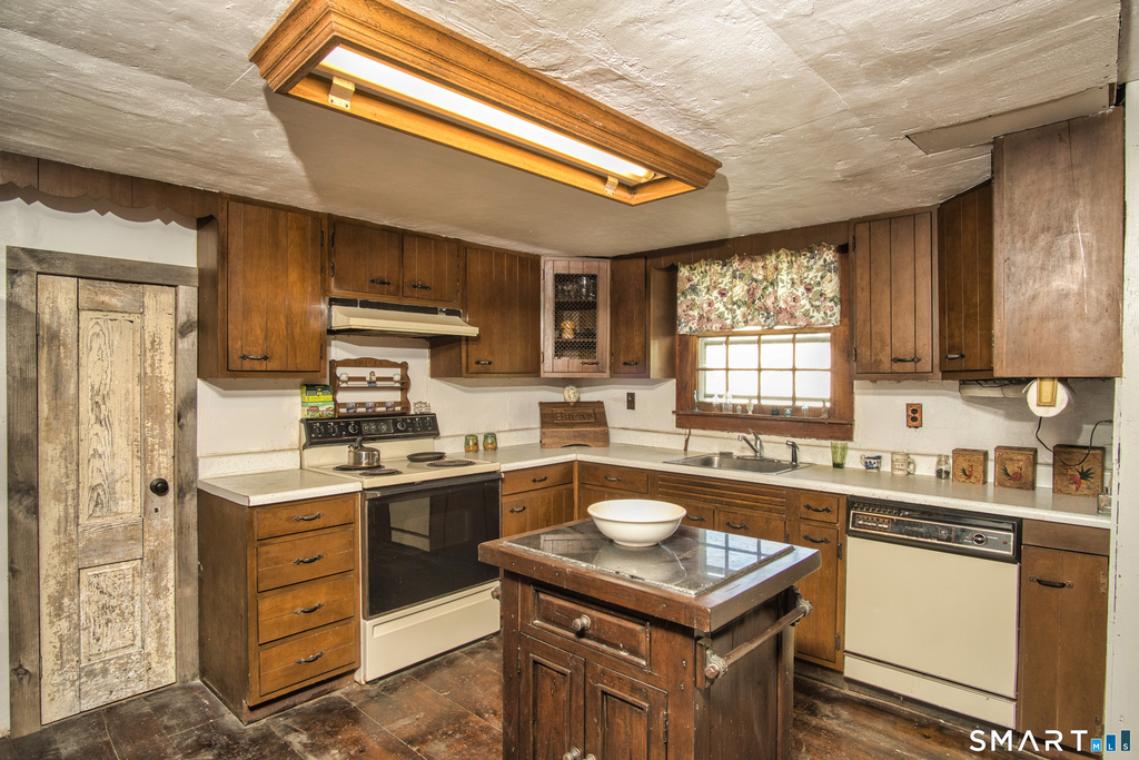 457 Roode Road - Photo 10