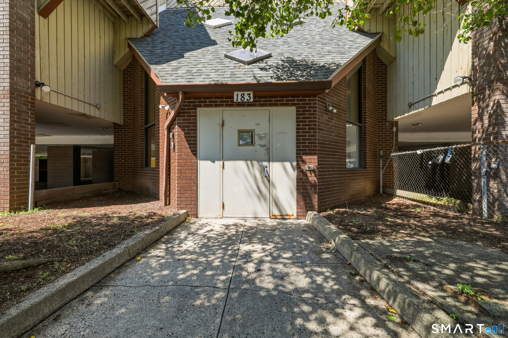 183 Livingston Place - Photo 20