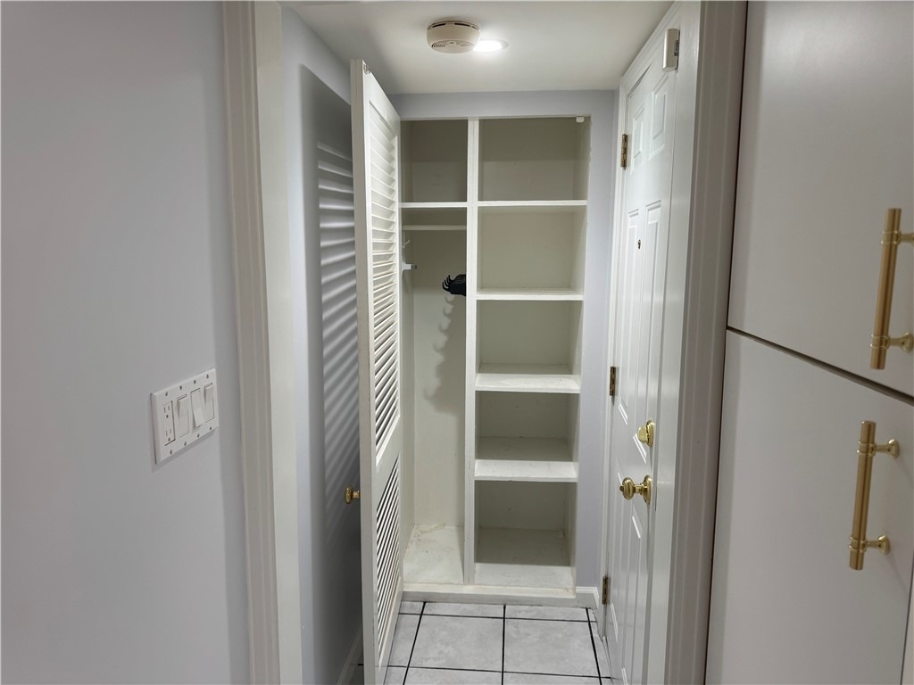 703 Saint James St - Photo 32