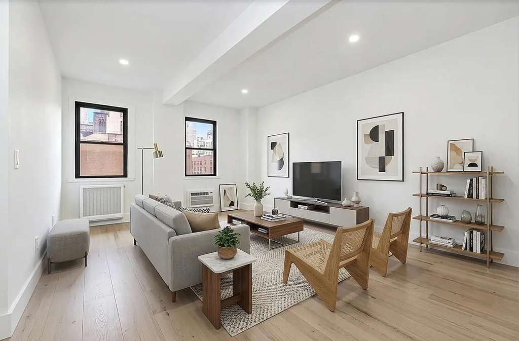 320 East 46th Street - Photo 0
