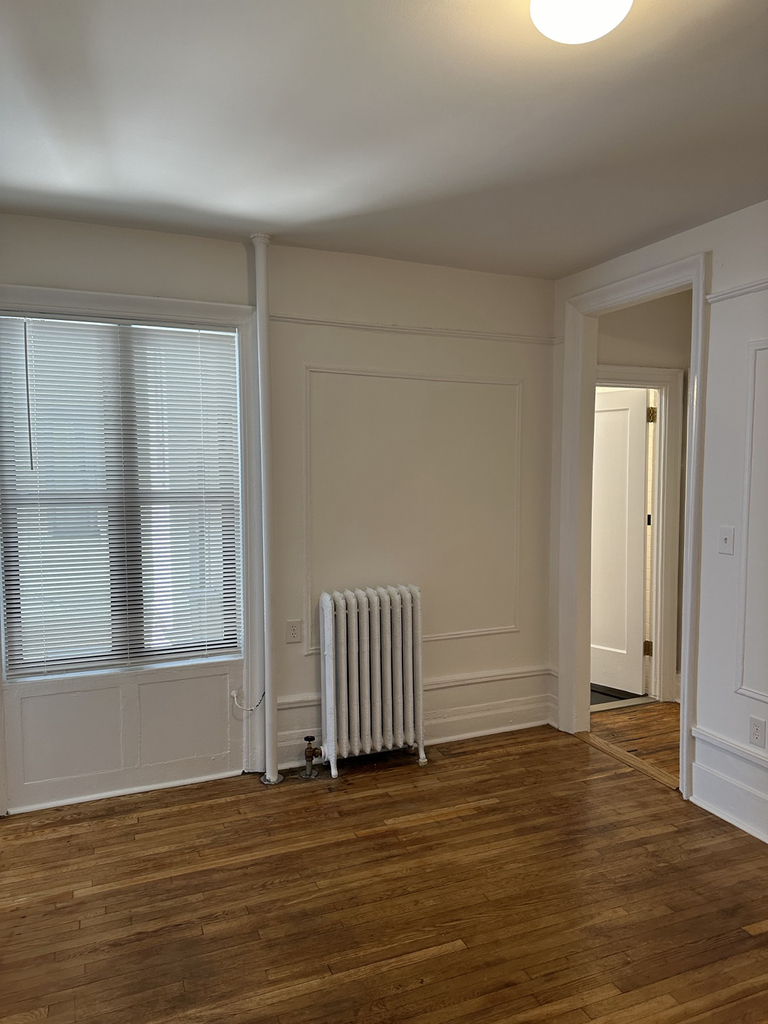 30-47 29th Street - Photo 2