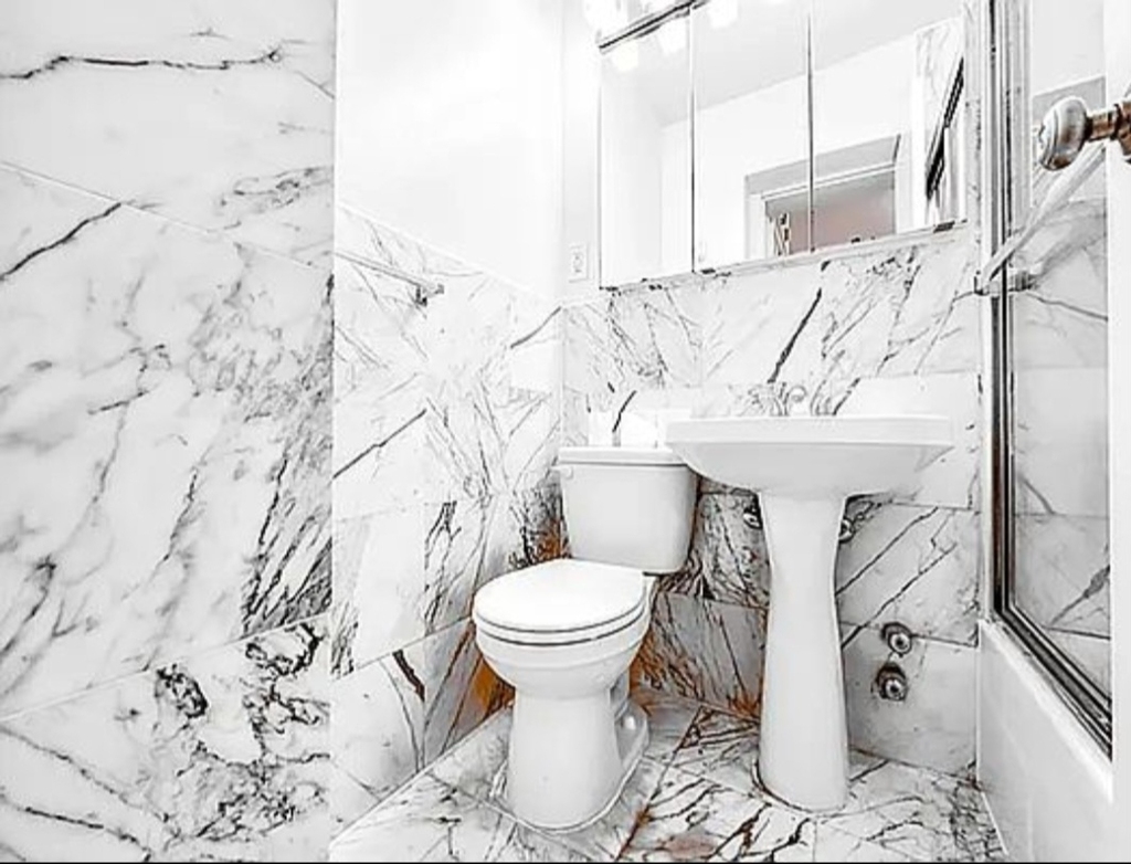 326 East 58th Street - Photo 4