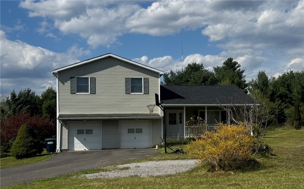 112 Central Drive - Photo 1