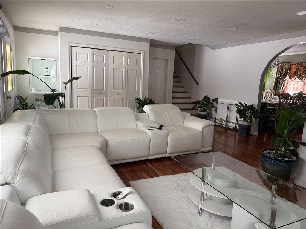 112 Central Drive - Photo 12