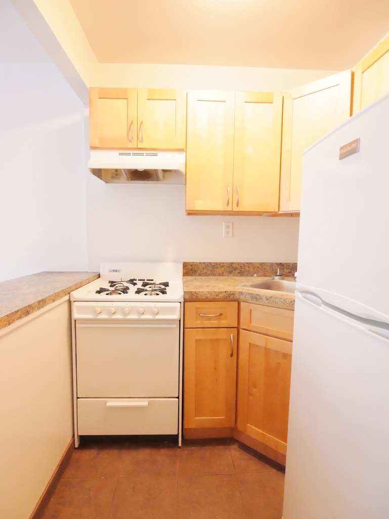 157 East 85th Street - Photo 7