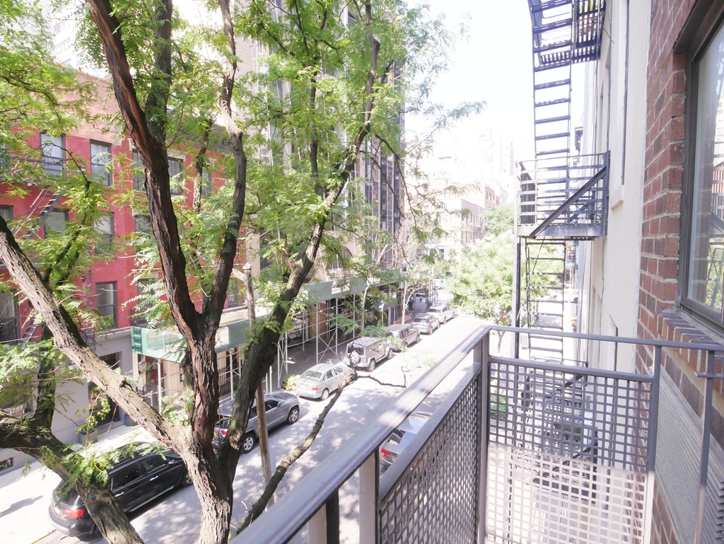 157 East 85th Street - Photo 13
