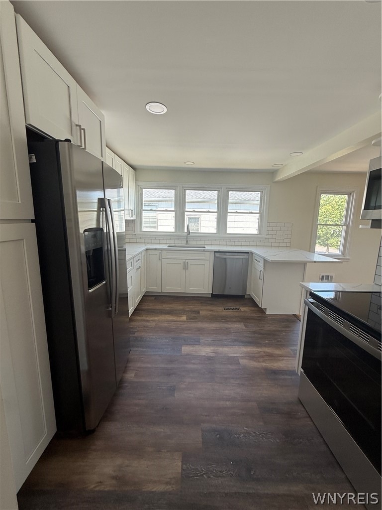 113 Argyle Avenue - Photo 1