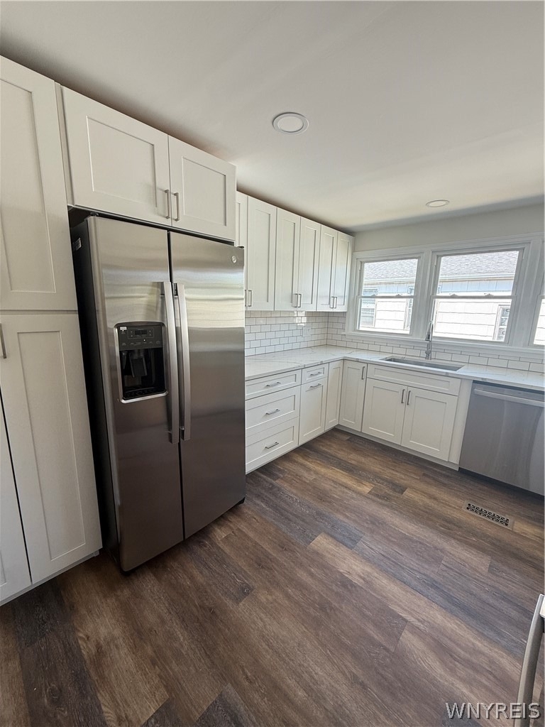 113 Argyle Avenue - Photo 2