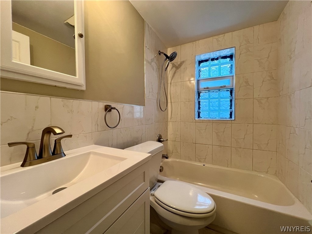 1225 Hertel Avenue - Photo 9