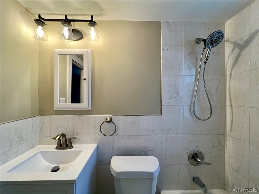 1225 Hertel Avenue - Photo 10