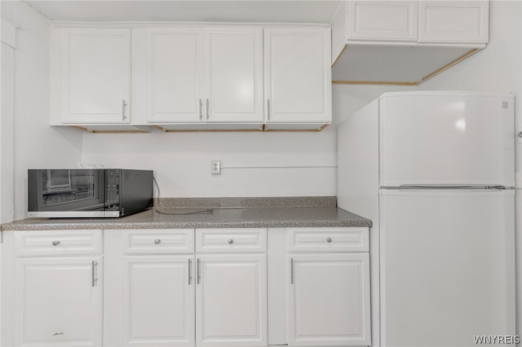 2555 Main Street - Photo 17