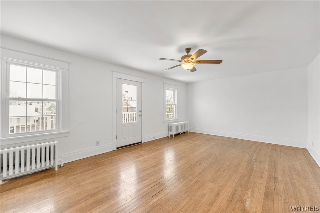 2555 Main Street - Photo 7