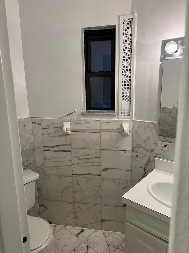 East 84th Street - Photo 2