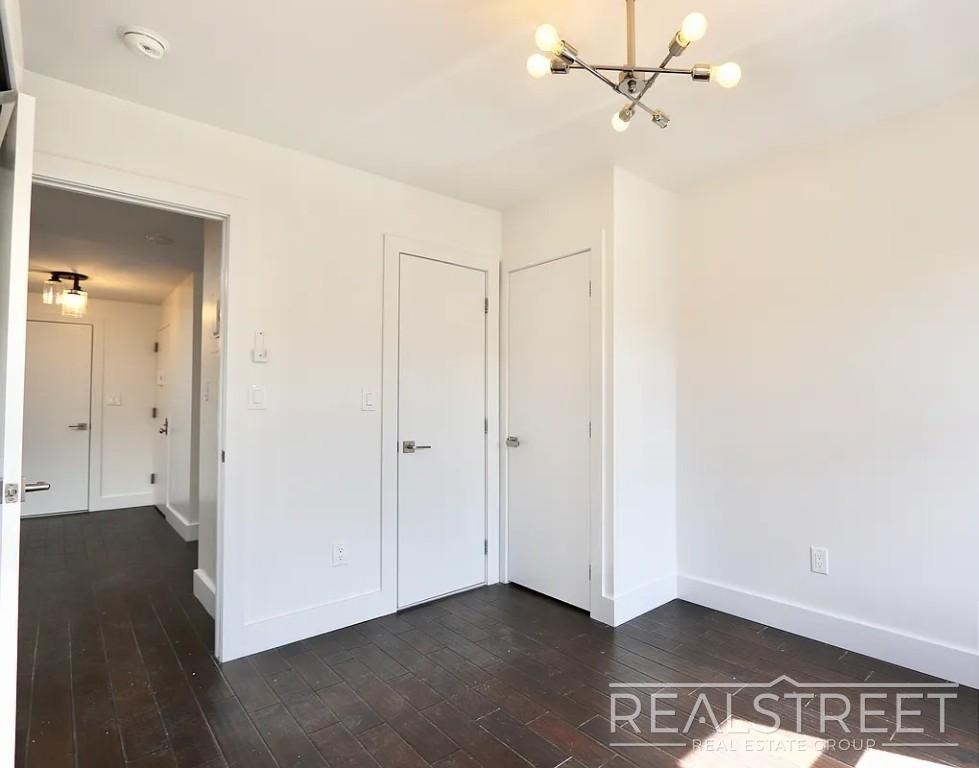 807 Quincy Street - Photo 6