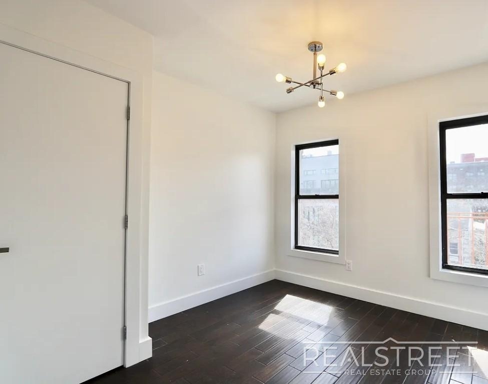 807 Quincy Street - Photo 5
